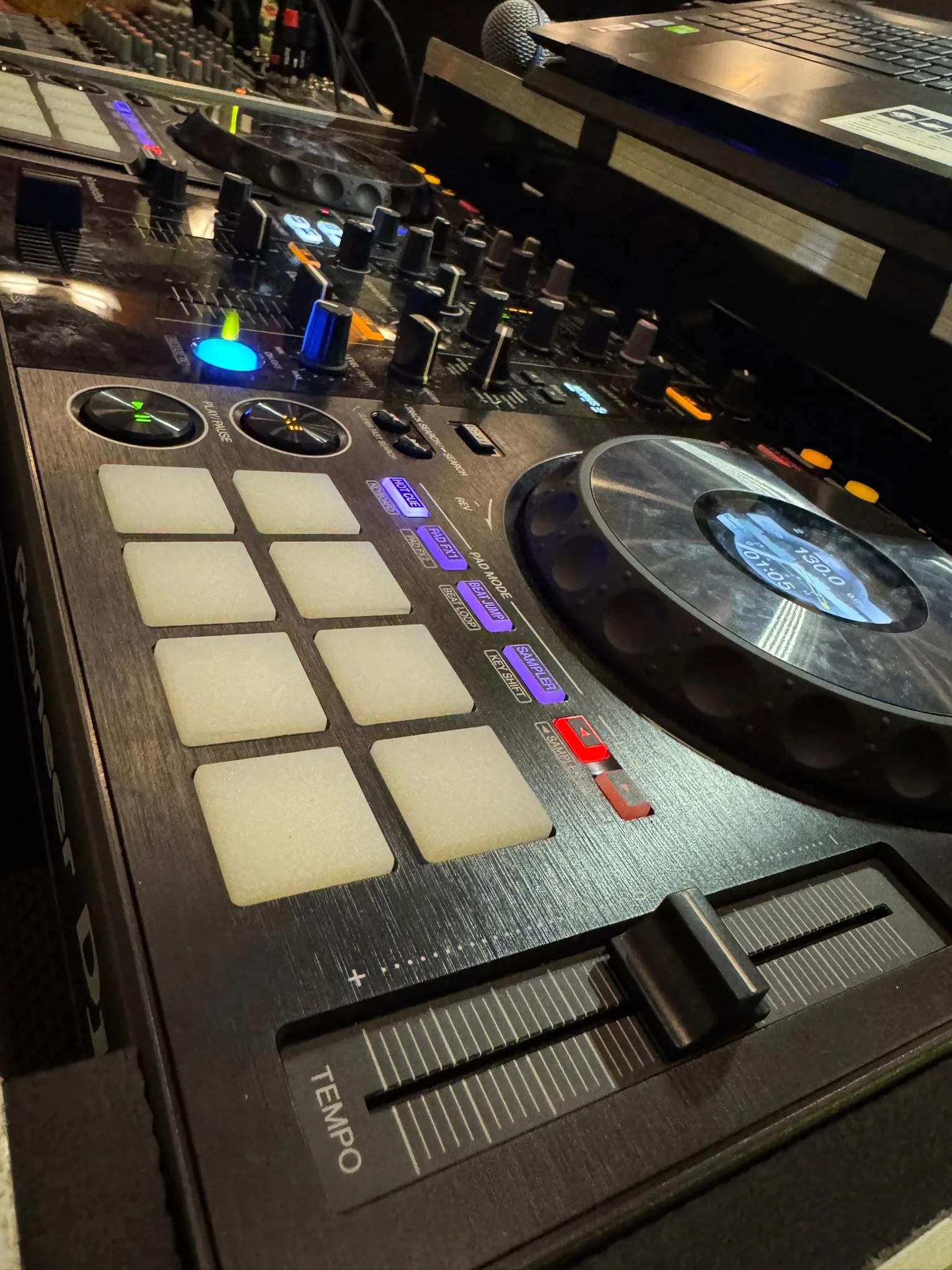 DJ Controller und Mischpult von Stimbergsound O-E