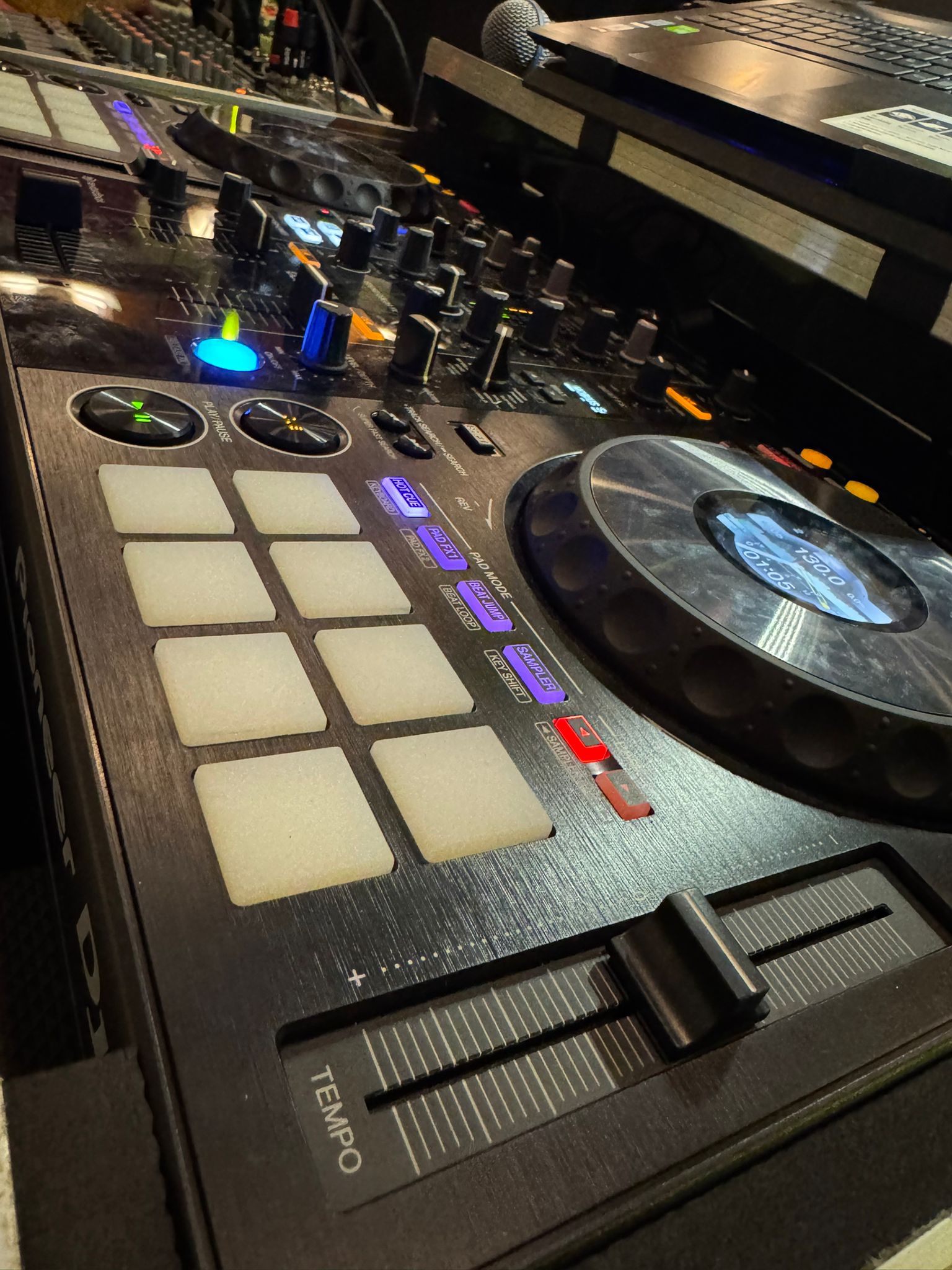 DJ Technik bei Veranstaltung